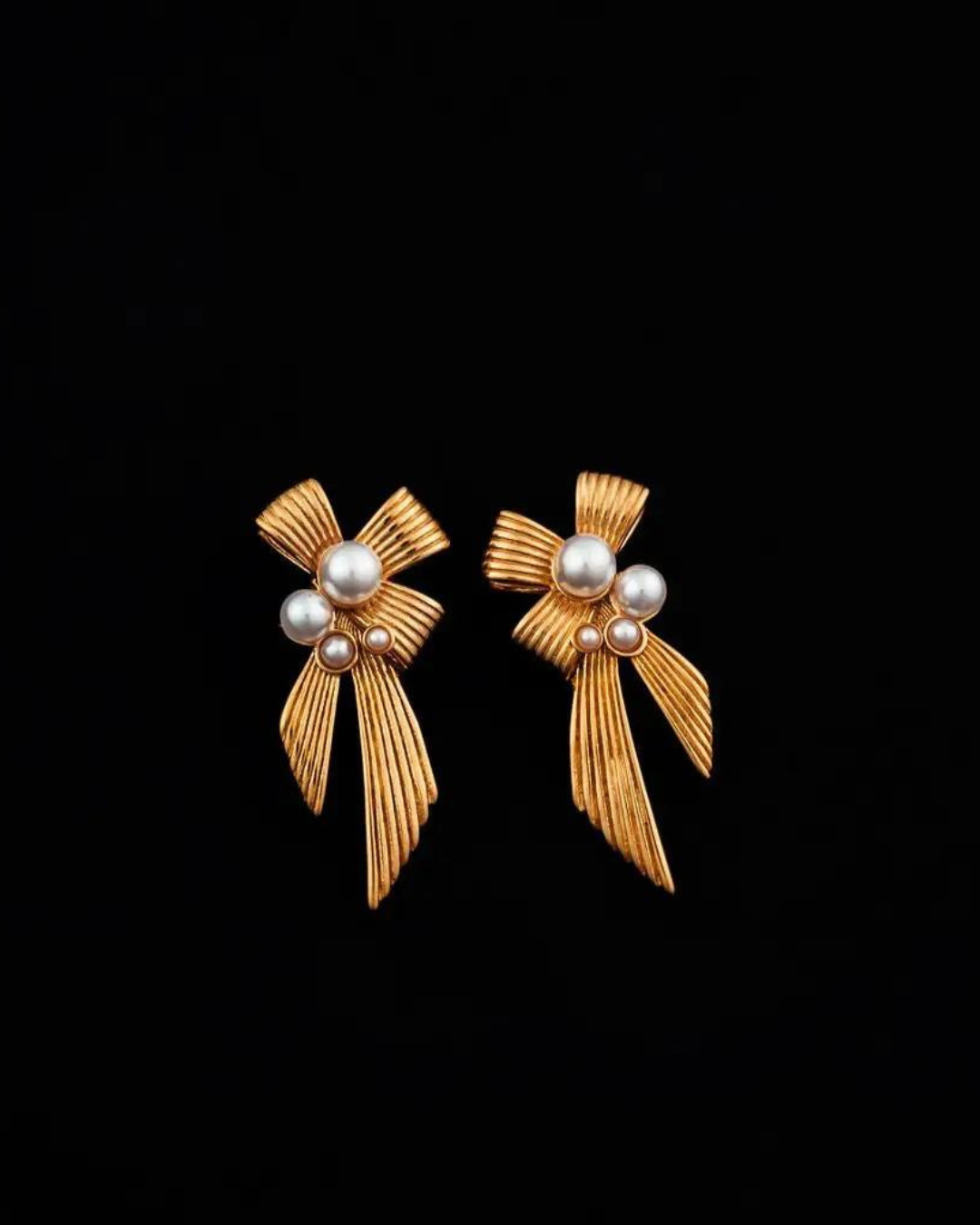 Clara Bow Earrings