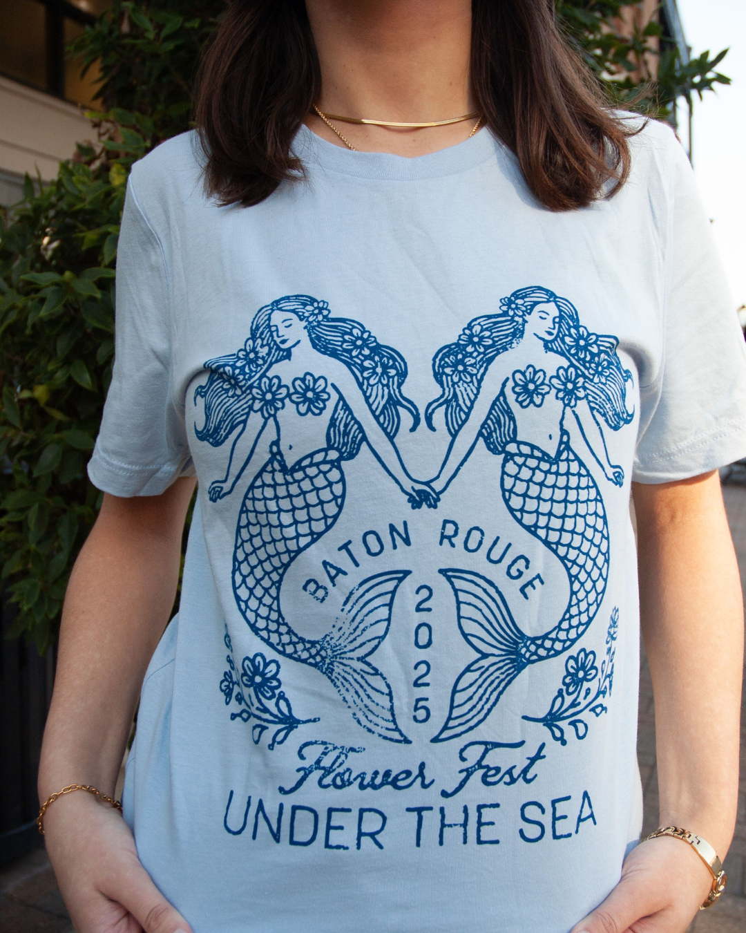 Unique Louisiana Gifts, Louisiana Apparel, Baton Rouge, New Orleans, Lafayette, Sweet Baton Rouge, Louisiana Apparel Near Me, Louisiana themed shirt, Local themed Shirt, Louisiana Botanical shirt, Louisiana Botanical near me, Floral shirt, Louisiana flower shirt, Flower Fest Baton Rouge, Flower Fest T-Shirt