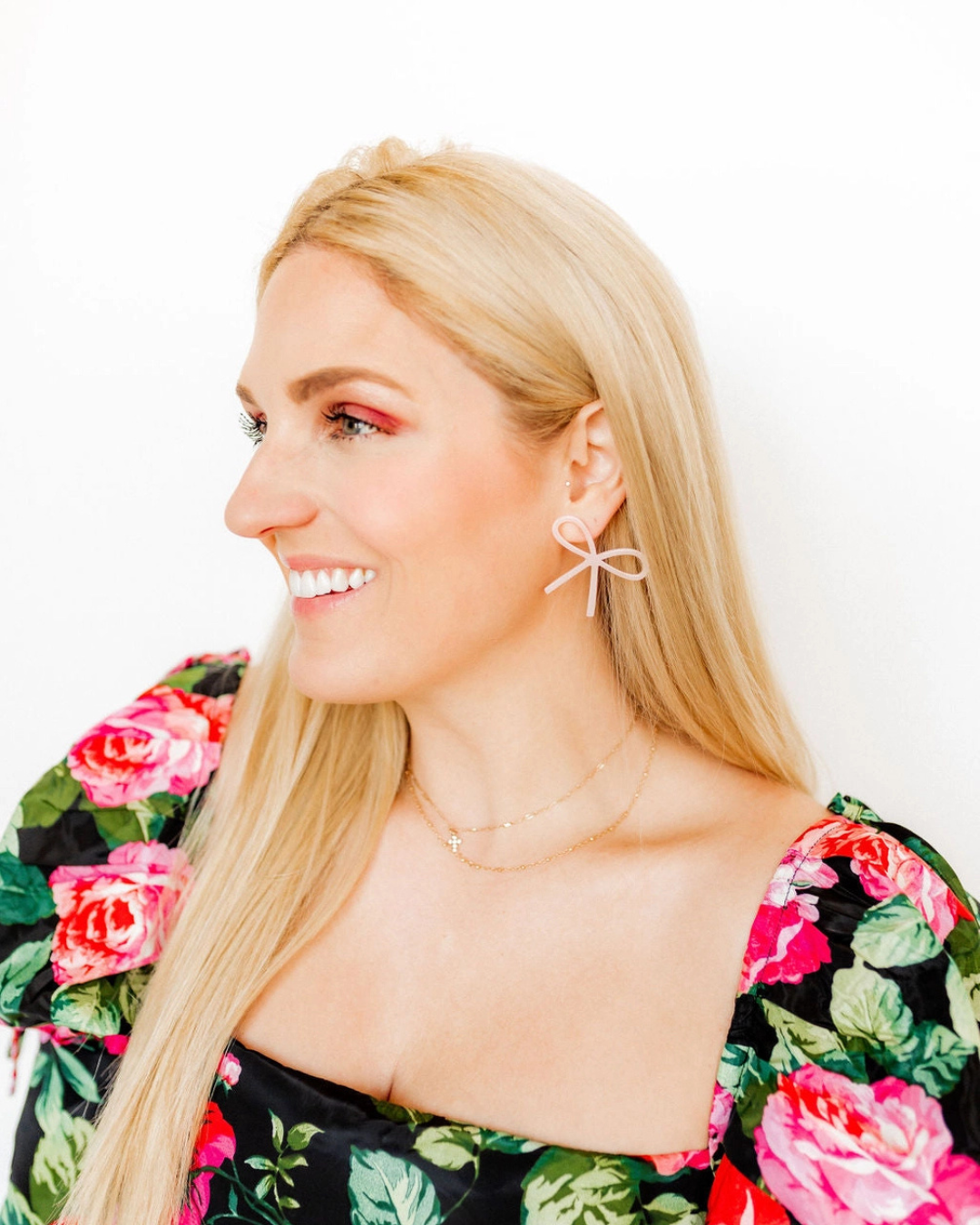 Lola Bow Earrings Baby Pink