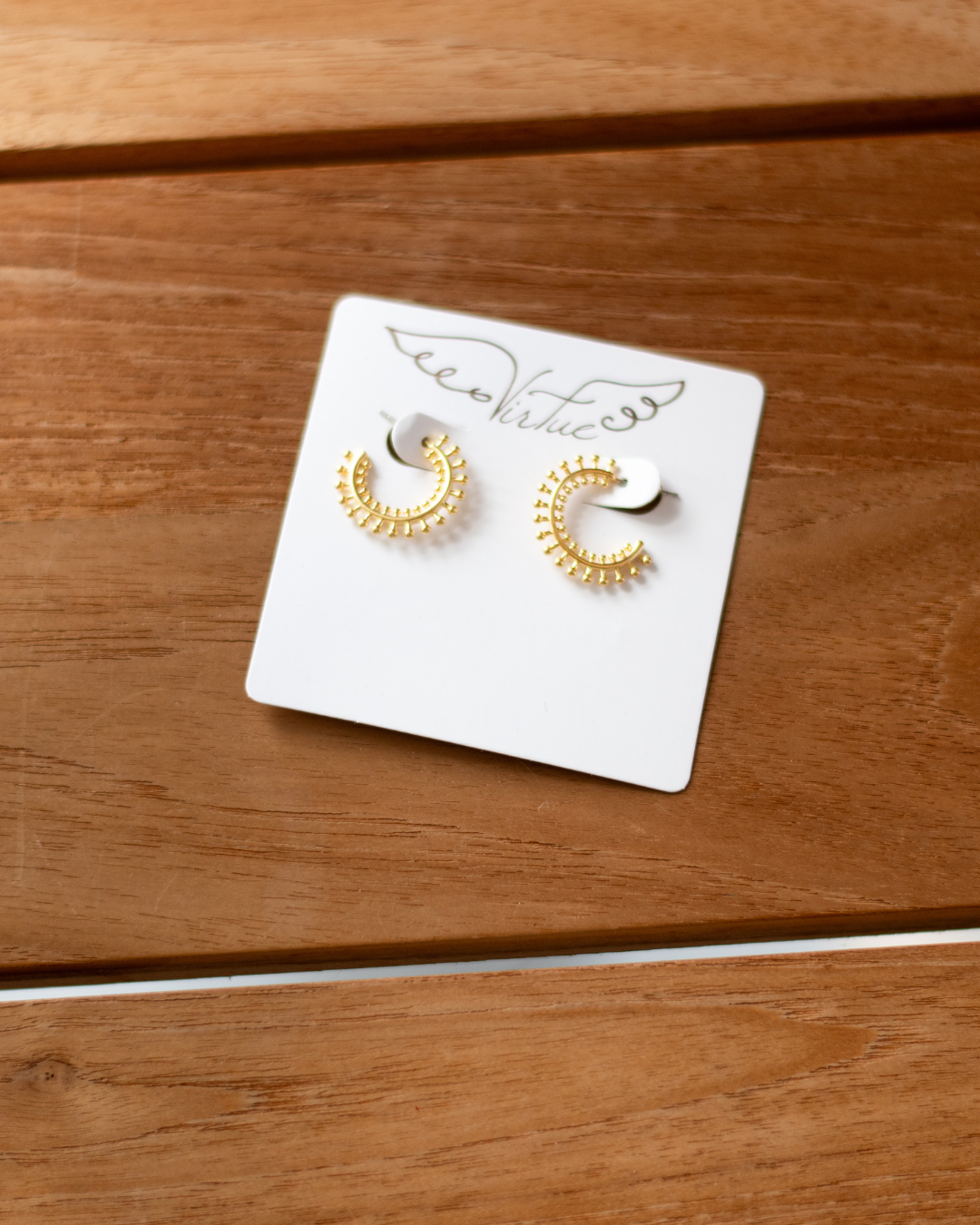 Lovisa Earrings giveaway for free, Women's Fashion, Jewelry