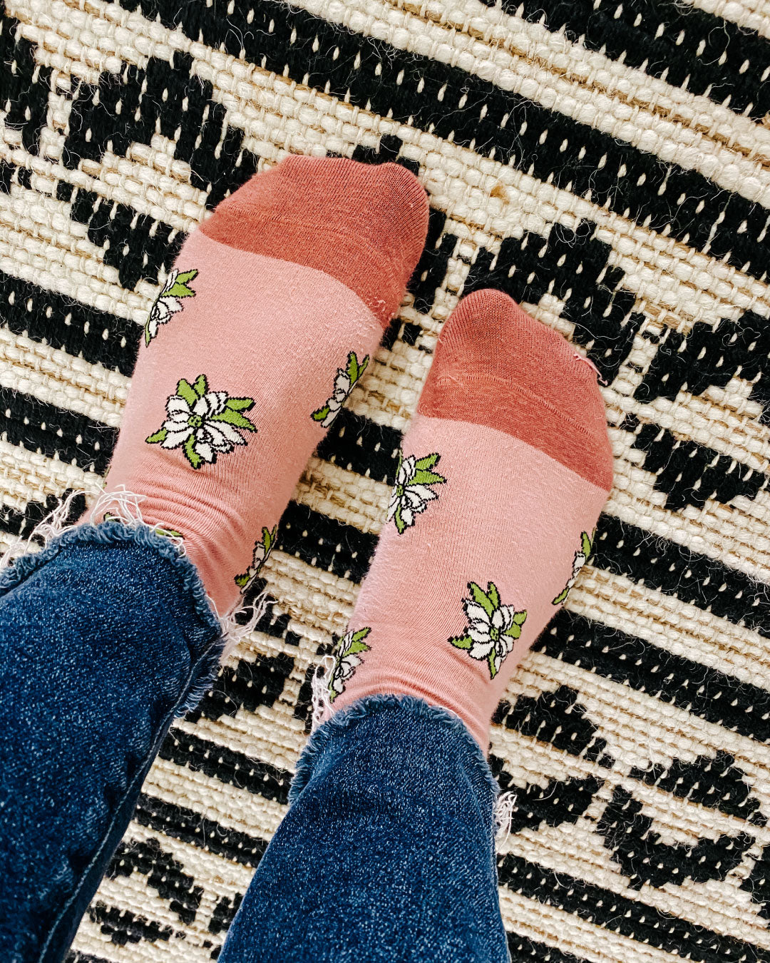 Magnolia Socks